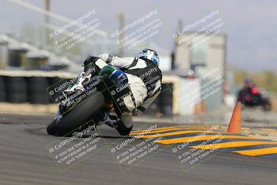 media/Oct-08-2022-SoCal Trackdays (Sat) [[1fc3beec89]]/Turn 16 (125pm)/